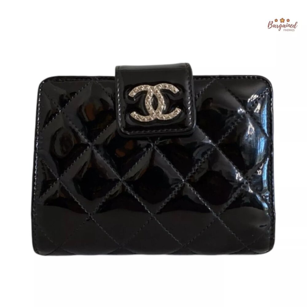Authentic CHANEL Black Patent Leather Silver Interlocking CC Logo French Wallet